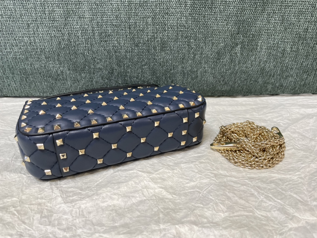 Valentino Garavani Rockstud Spike Small Chain Bag in Dark Blue Supple Lambskin Nappa